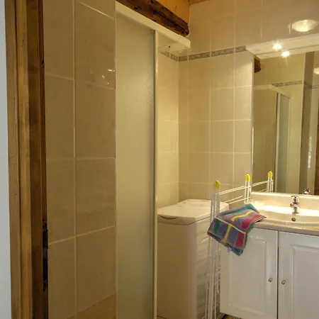 Holiday home 16e Siecle Avec Cheminee, Terrasse Et Jardin, Proche Et Vtt, Wifi Inclus - Fr-1-496-101