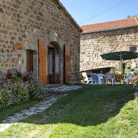 Holiday home 16e Siecle Avec Cheminee, Terrasse Et Jardin, Proche Et Vtt, Wifi Inclus - Fr-1-496-101 Burdignes